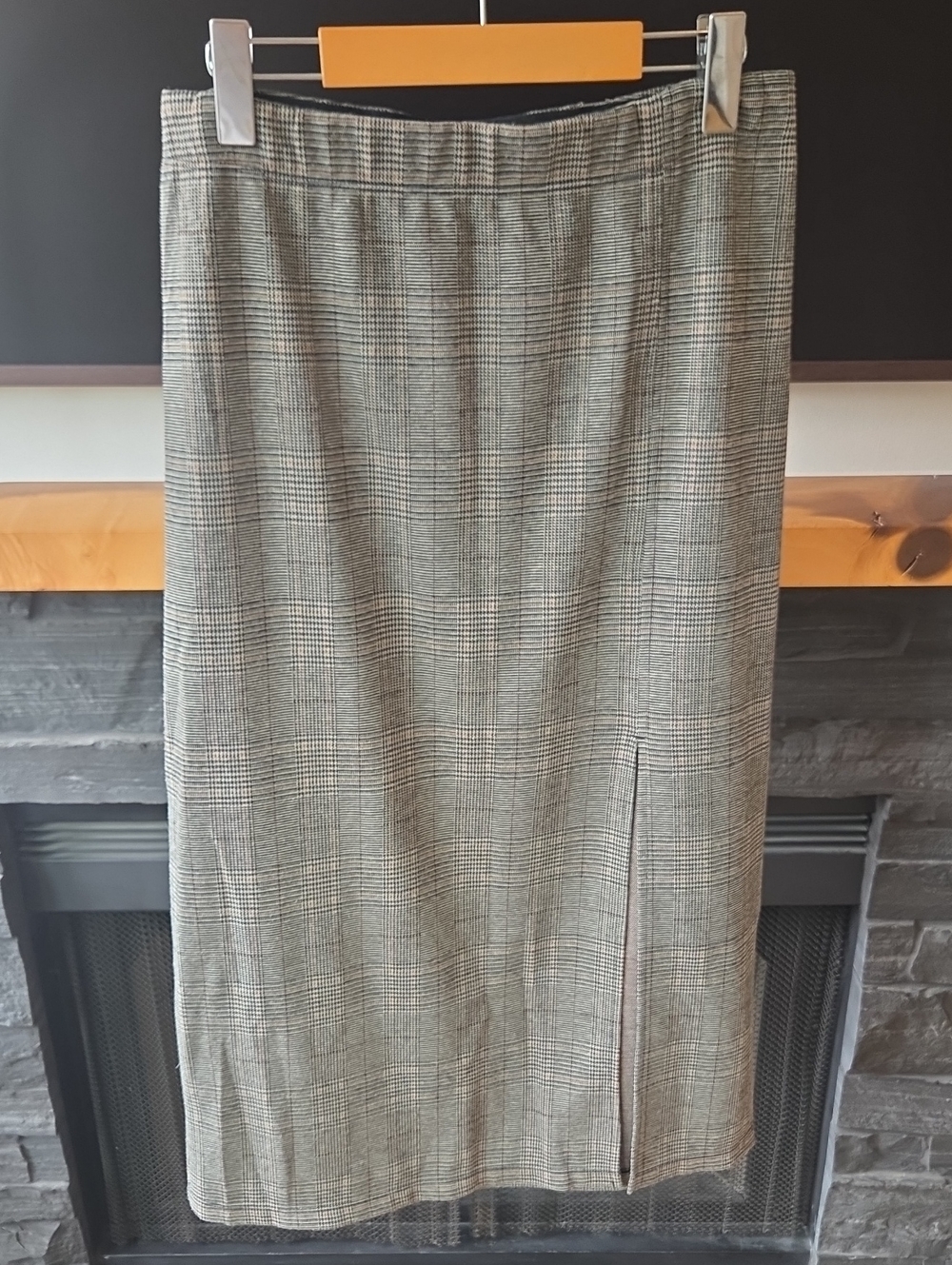 Plaid Midi Pencil Skirt